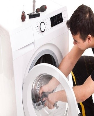 Dans certains modèles, tels que les machines à laver Indesit, le capteur est situé dans le radiateur.