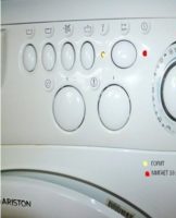 Hoe de foutcode van de Hotpoint Ariston-wasmachine te bepalen