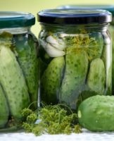 Comment et à quelle température conserver les cornichons dans un appartement, le moment