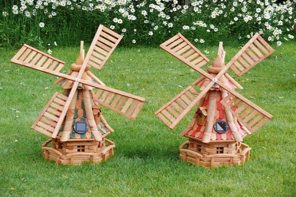 Hoe maak je een decoratieve windmolen voor een tuin met je eigen handen, tekeningen en uitzichten