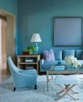 Kenmerken van turquoise kleur in het interieur van de woonkamer en tinten, combinaties en design