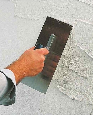 Comment masticer les murs sous le papier peint ou peindre vous-même étape par étape