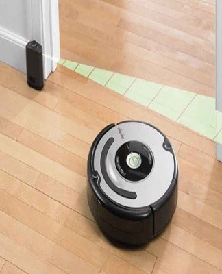 L'aspirateur robot Xiaomi peut être complété par une bande magnétique spéciale.