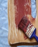 Top 8 des types de peintures pour bois inodores et les meilleures marques, comment les appliquer correctement