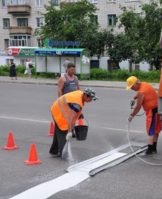 Caractéristiques et types de peintures de marquage routier, évaluation de la marque et application