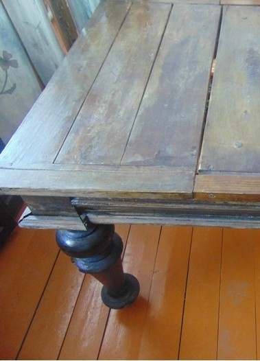 peindre une table en bois